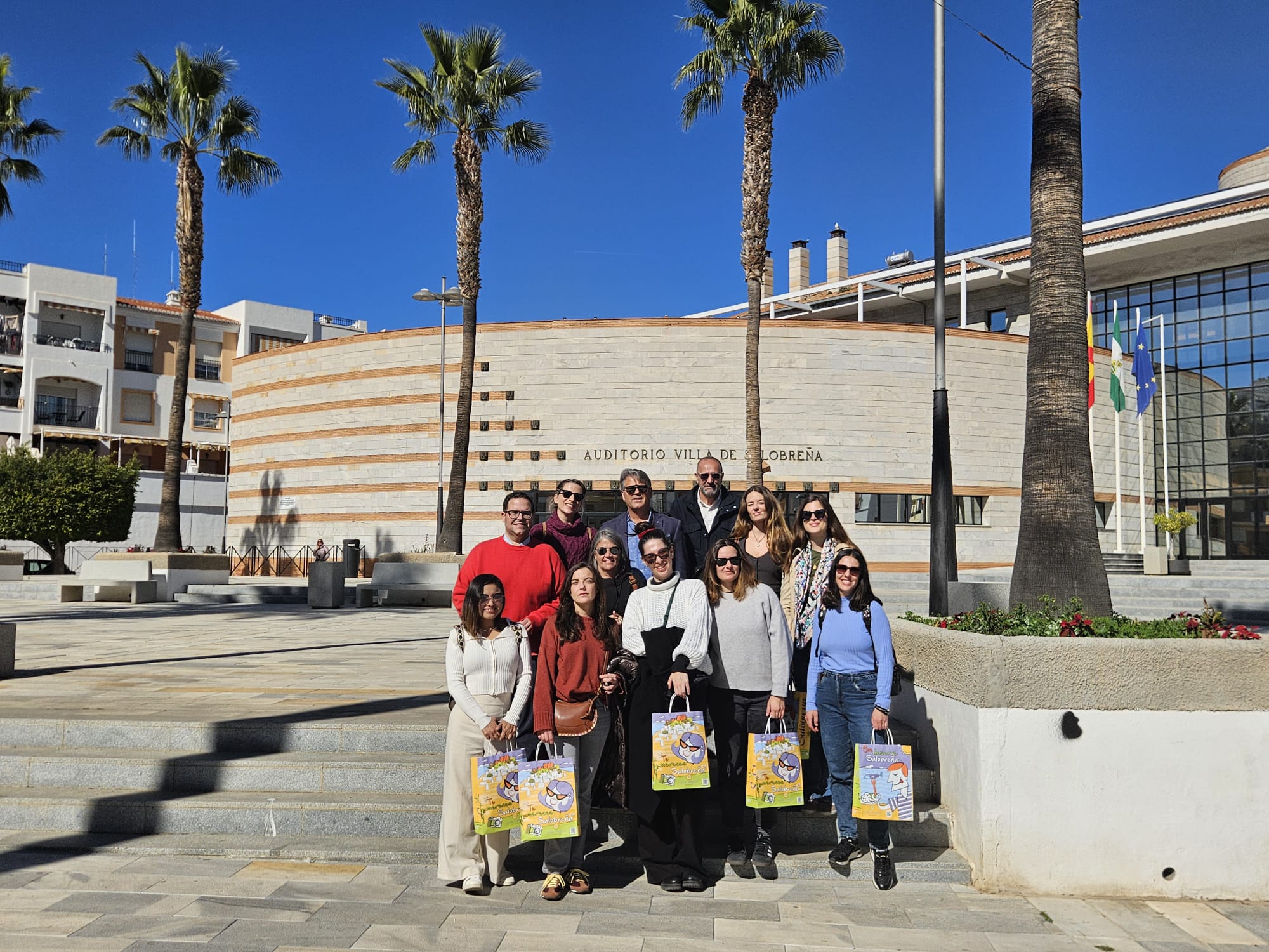 La Costa Tropical recibe a 9 agentes especializados en la organizacin de congresos, reuniones y jornadas para empresas