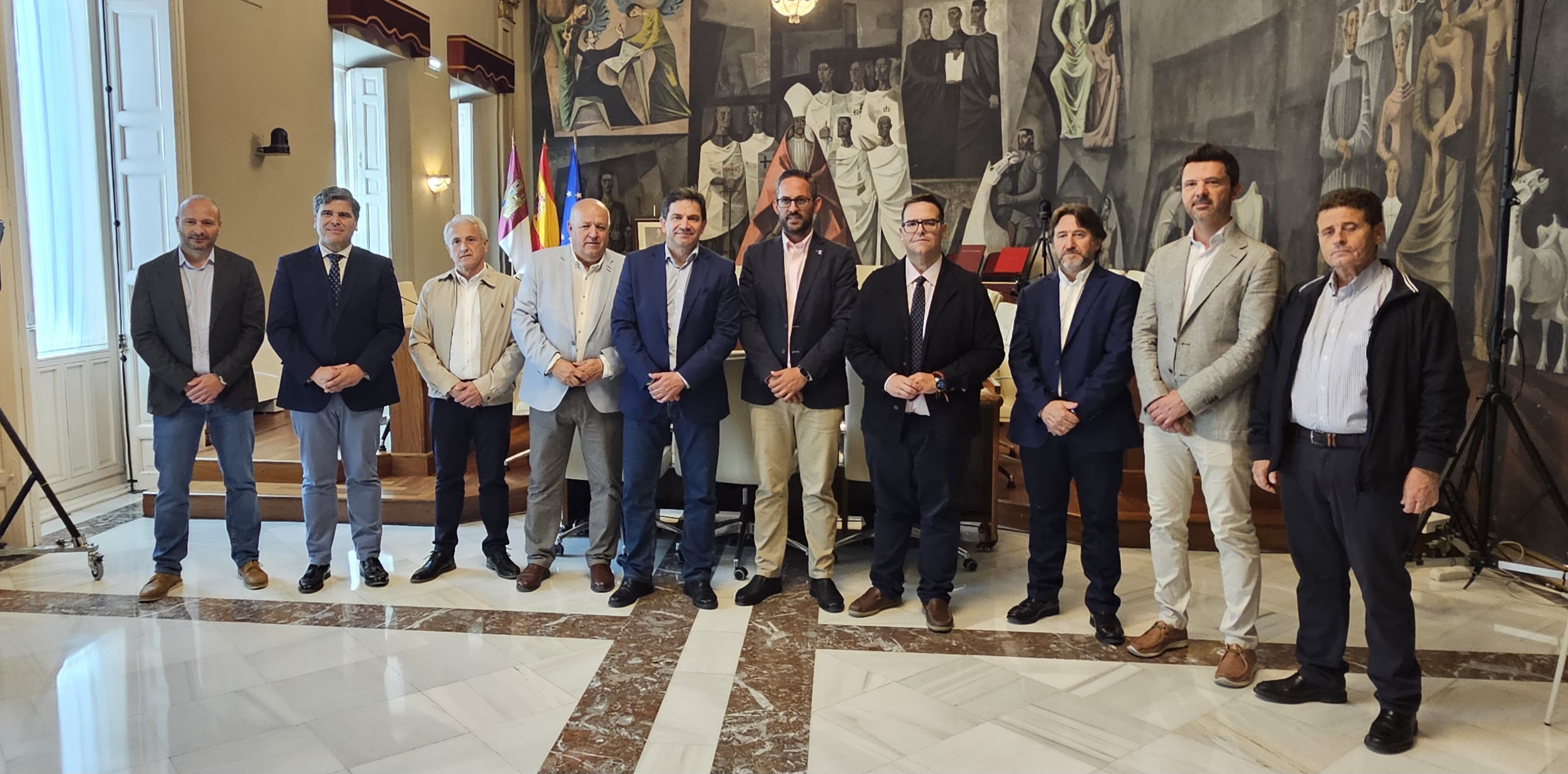 Rafael Caballero visita la empresa que gestiona el ciclo integral del agua en ms de 40 municipios de Ciudad Real