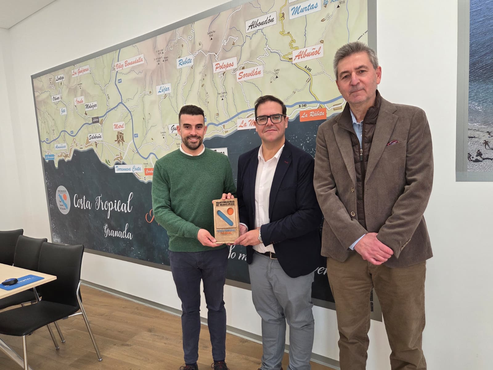 Mancomunidad y Fundaci�n Miguel Garc�a refuerzan su colaboraci�n en proyectos sociales y educativos

